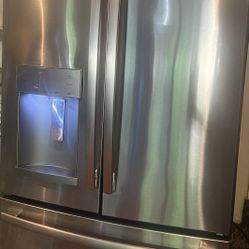 GE French Door Refrigerator 
