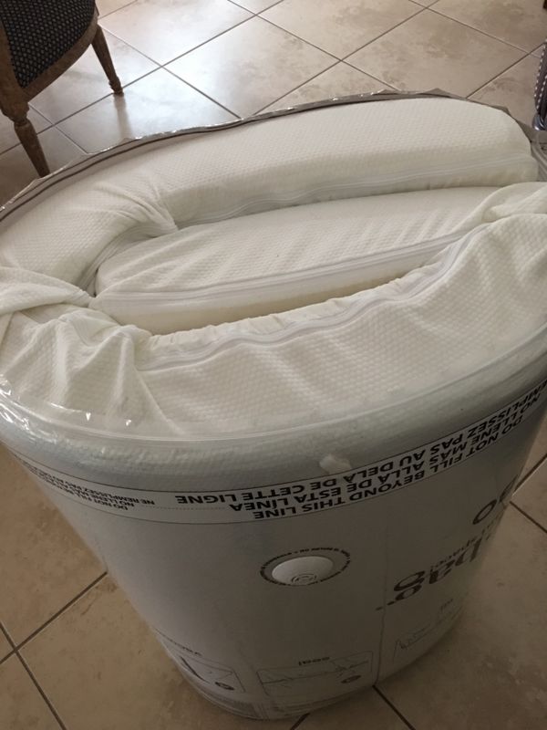 4 inch mattress topper for Sale in Longwood, FL - OfferUp