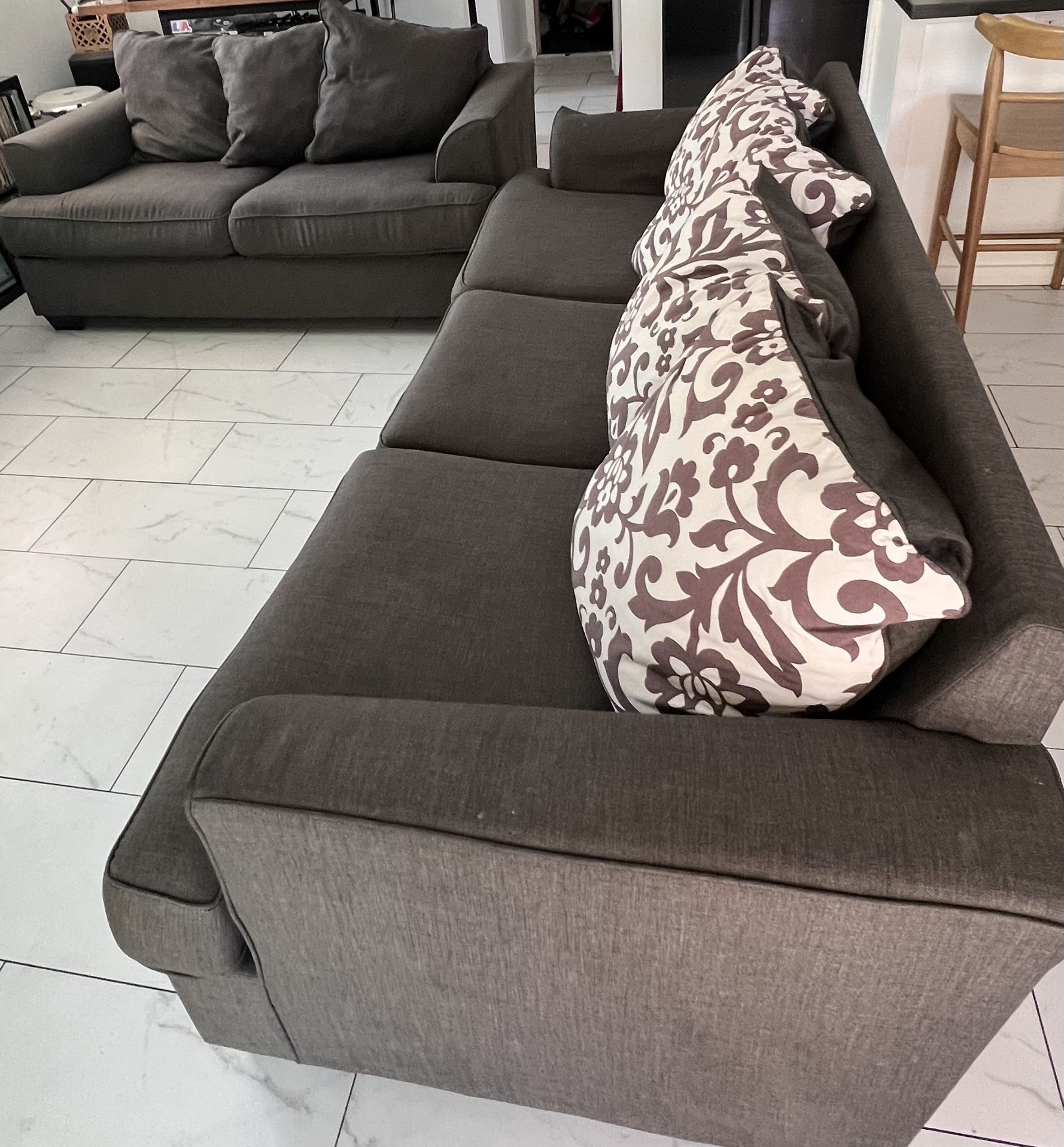 Sofa Set