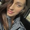 Nicole 
