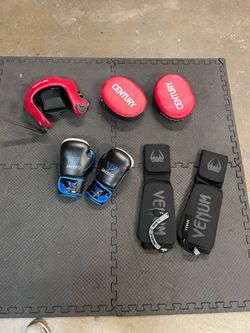 MMA Muay Thai sparring gear