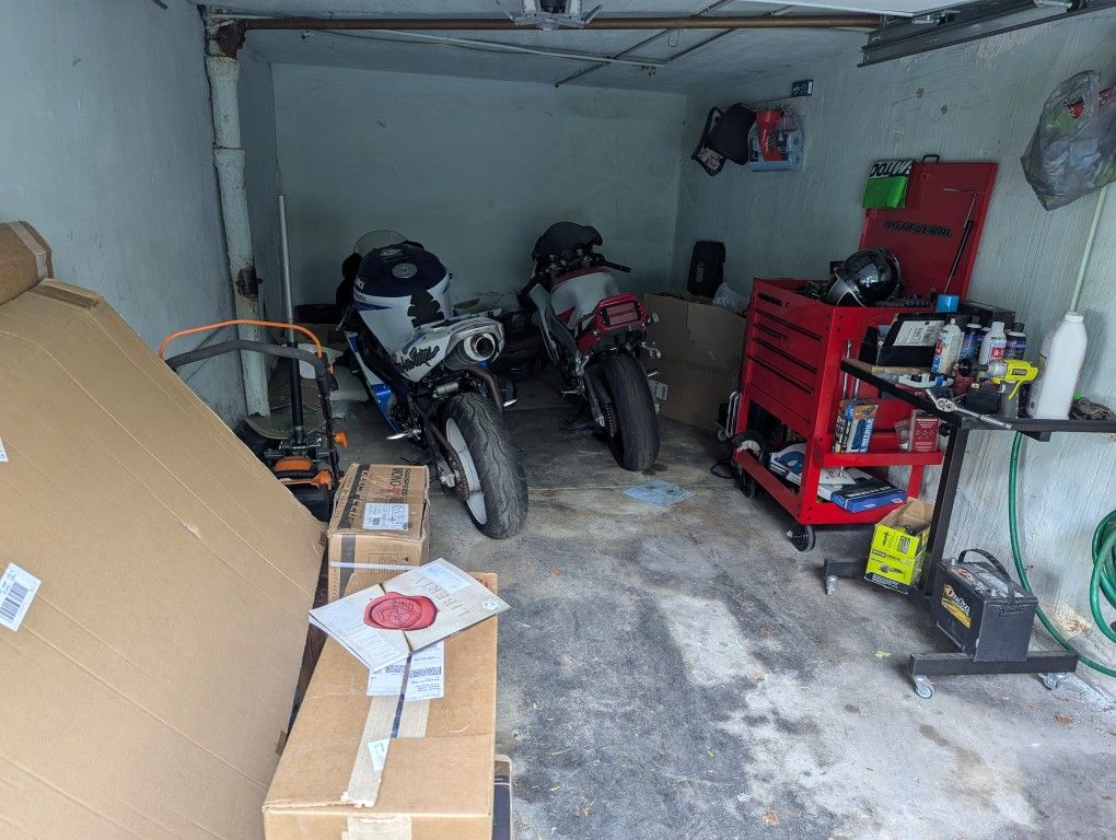 Suzuki Gsxr And Yzf 750r