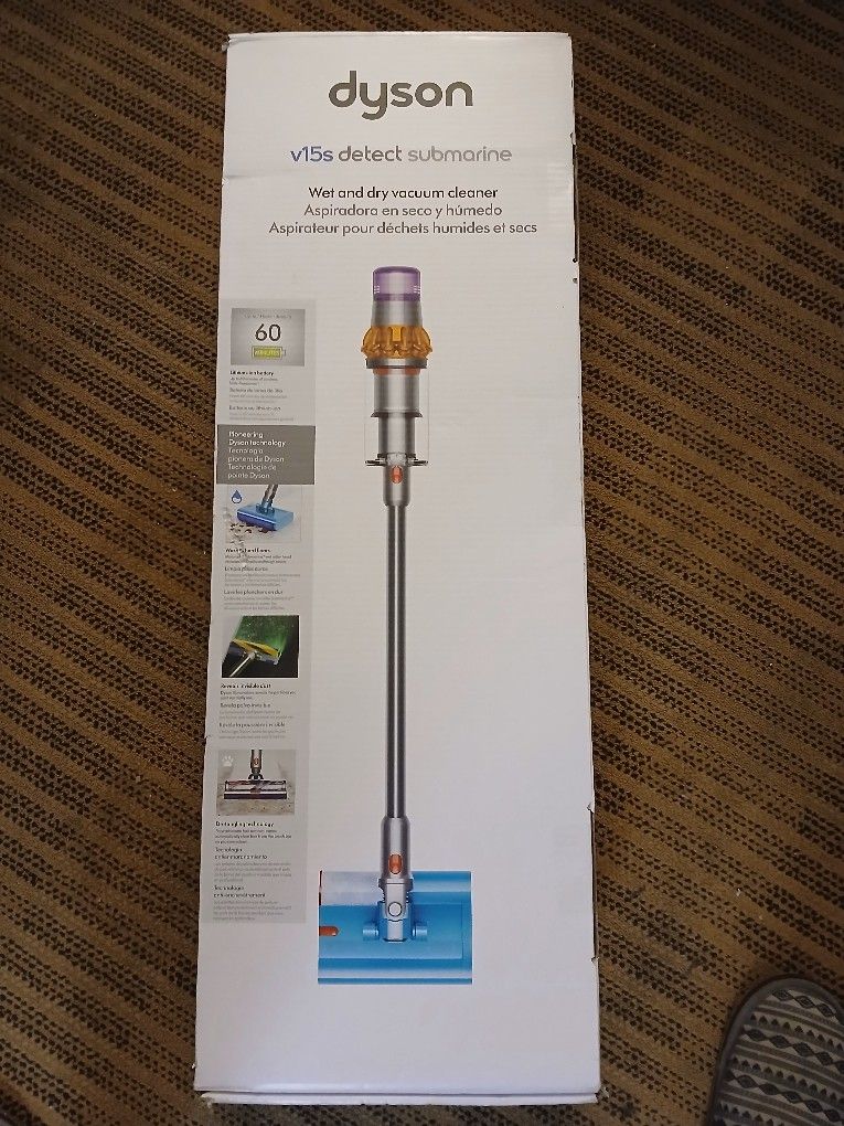 Dyson v15s DETECT SUBMARINE Wet and Dry Cordless Stick Vacuum