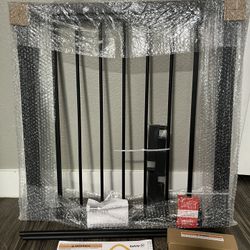 Safety / Toddler Gate 