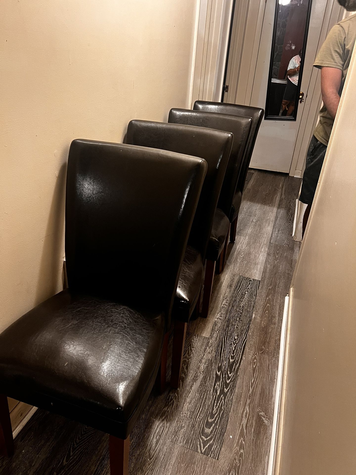 Dining Room Chairs 