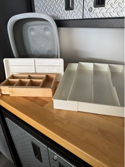 Organizing trays & collapsible dish pan