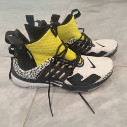 Nike Air Presto Mid Acronym Dynamic Yellow sneakers. Size 9