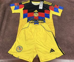 Soccer  kids niños size 22,24,26,28  4,5,6,7,9,10,11,12 years old America america 🦅🦅las home and away local visitante aguilas New Jersey  2025-  202