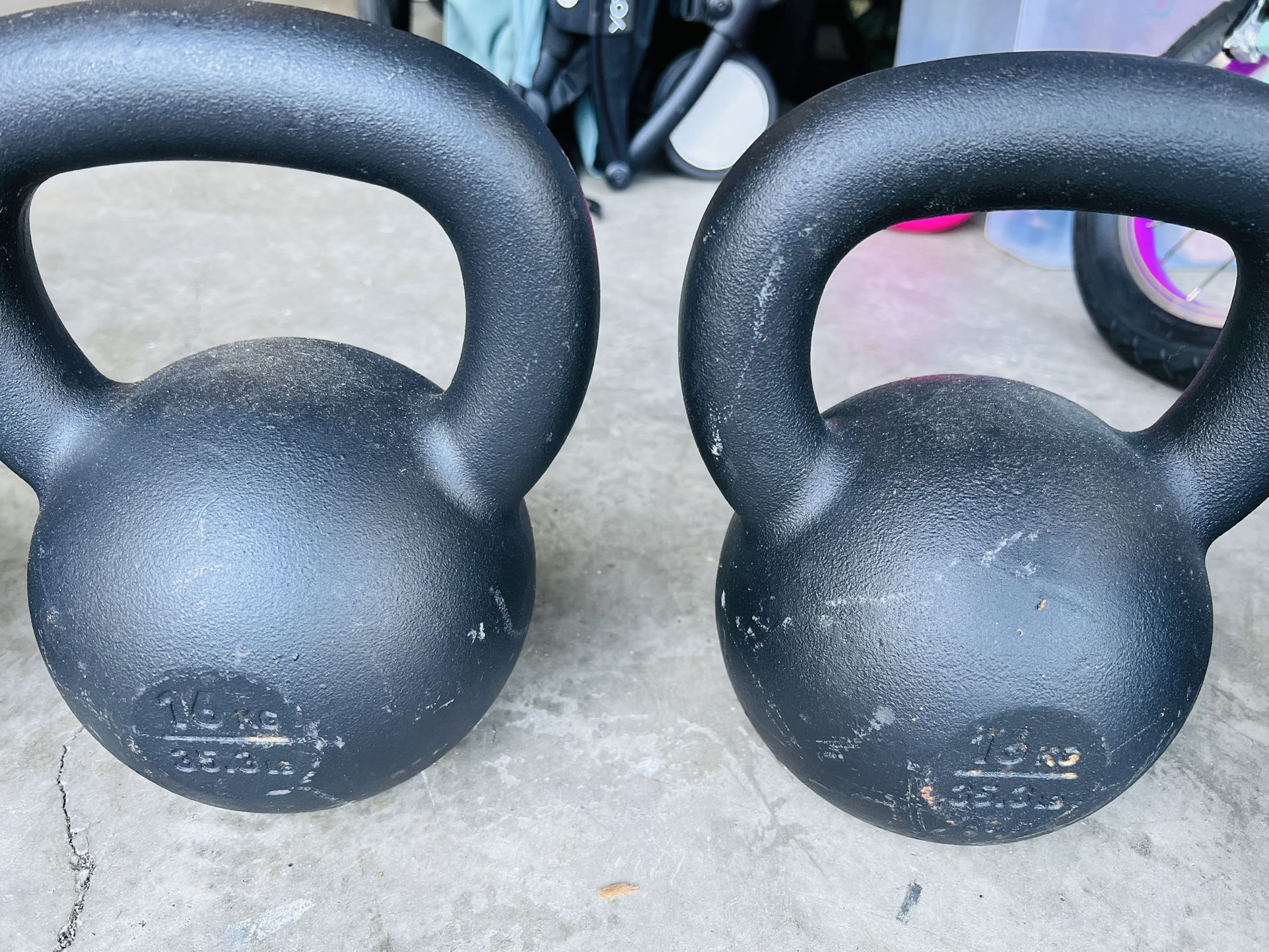 Used 16 Kg Kettlebells (35.2 Lb) Pair