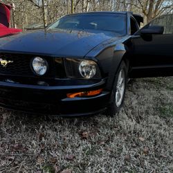 2007 Mustang V6 For Parts