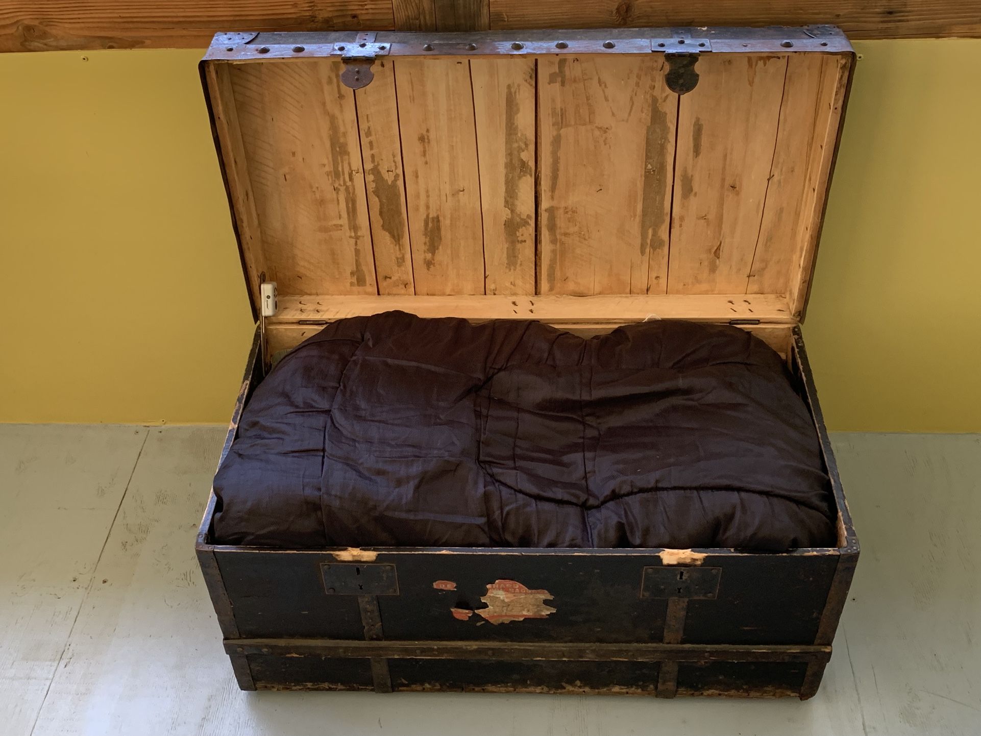 Antique Trunk / Chest