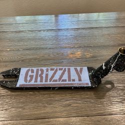 Isiah Samms Signature Deck (spray Painted, No Cracks)