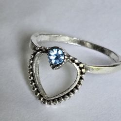 BLUE TOURMALINE HEART TITANIUM FOREVER WEAR SILVER NEW SIZE 6 RING