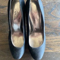 Black Heels Size 8