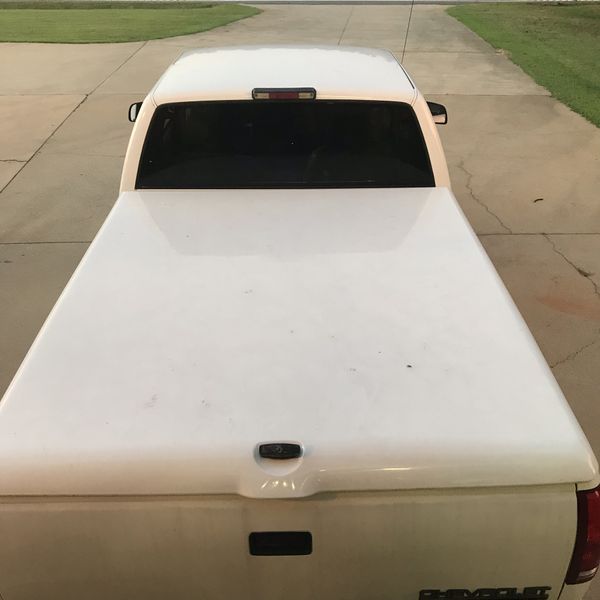 Fiberglass truck bed cover for Sale in Boiling Springs, SC OfferUp