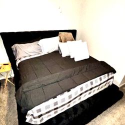 Dymphia 2 Step Velvet Bec