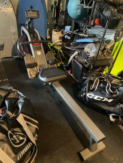 Sunny Health & Fitness Phantom Hydro Water Rowing Machine (SF-RW5910)