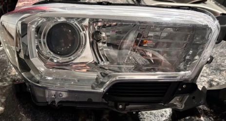 Toyota Tacoma headlights left & right