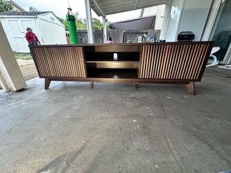 70" Mid Century Modern Fluted TV Stand
