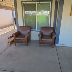Leather Lounge Chairs 