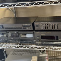 4 Vintage Technics Stereo System , Amplifier , Synthesizer, Tuner, Equalizer, Cassette Player