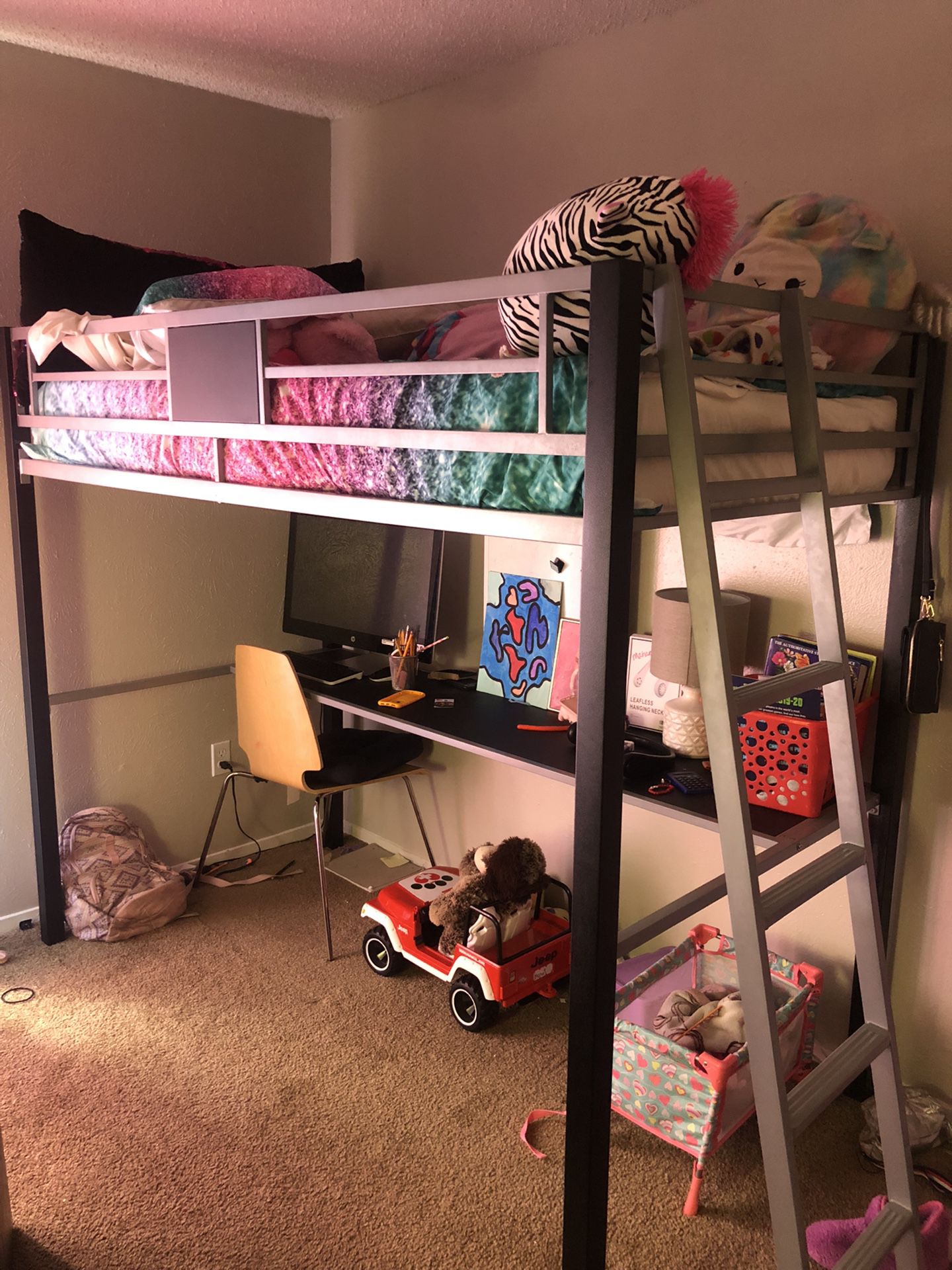 2 Twin Loft Beds With Built On Desk For, Offer Up Bunk Beds