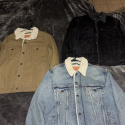 Levi’s Jean Jackets Medium 