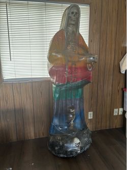 Santa Muerte 7 potencias 5   1/2 ft. Approximately