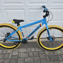 SE Maniacc Flyer 27.5 Inch BMX Bike 