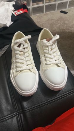 Mens Shoes