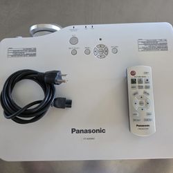 Projector and Projector Screen