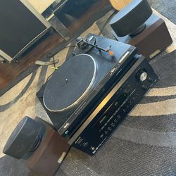 Vinyl Turntable /Amp & Speaker Bundle 