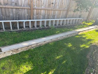 Werner heavy duty 40’ aluminum ladder