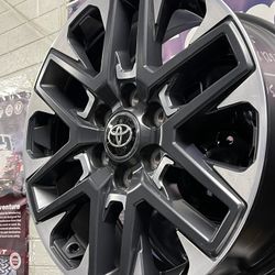 New Year, New Wheels. 💎 ​Scratched or bent rims? Don’t let them ruin your car’s look. We offer affordable replacements and full sets that won't