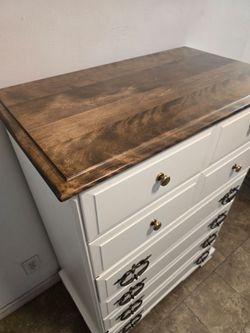 Chest Dresser 34L 19W 38H