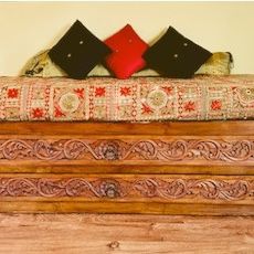 Hand Carved Indonesian Day Bed With 2 Drawers