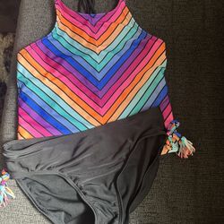 Girls Bathing Suit $10