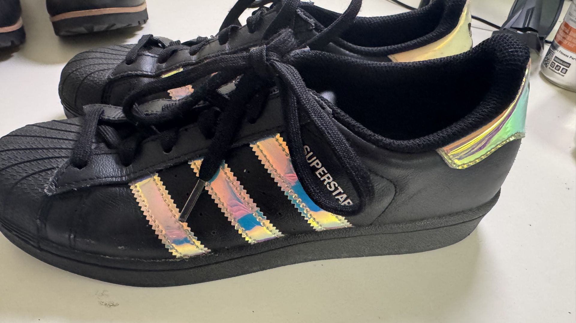 ADIDAS superstars size 6 1/2 Big Kids Or men’s