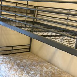 Twin Over Twin Bunk Bed Super Sturdy 