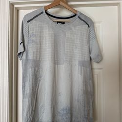 Nike t shirt