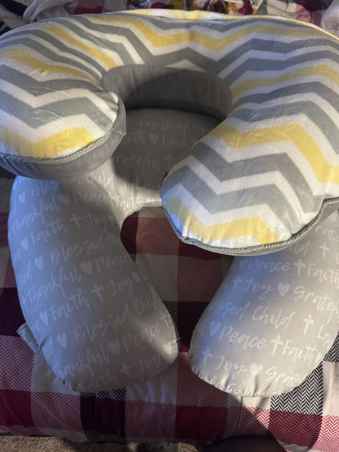 Bobby Pillow