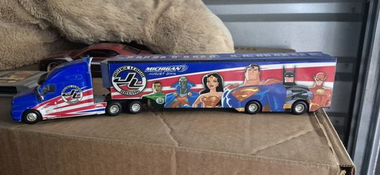 Justice League Tractor Trailer