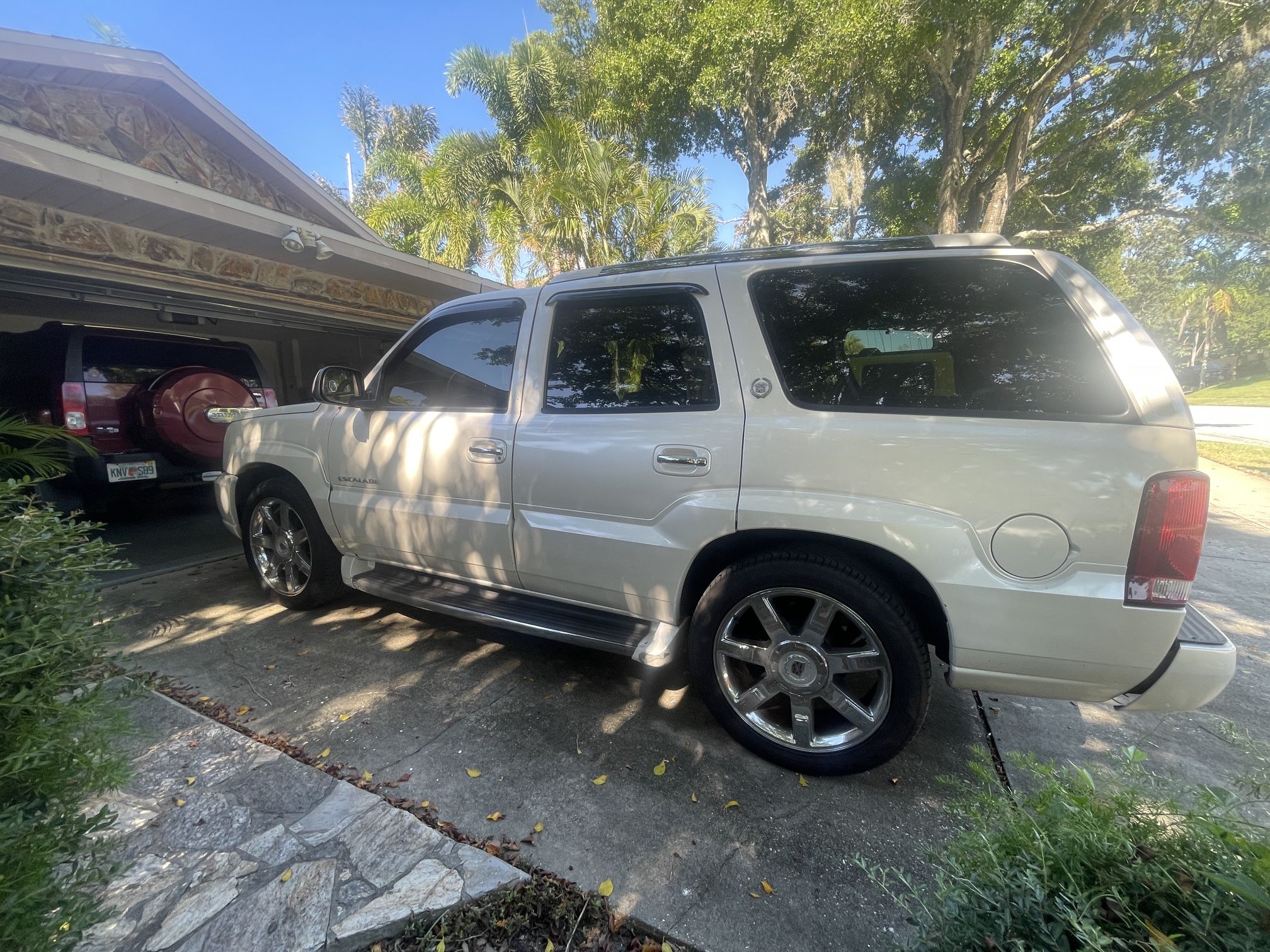 2004 Cadillac Escalade