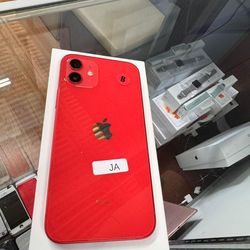 iPhone 11 red