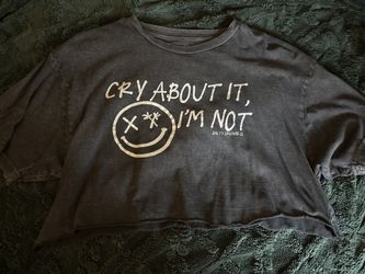 Salty Savage Crop Tee – “Cry About It, I’m Not” (Women’s Large)