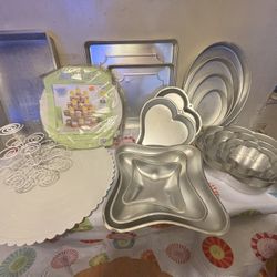 Big Lot Cake Pans And Accessories