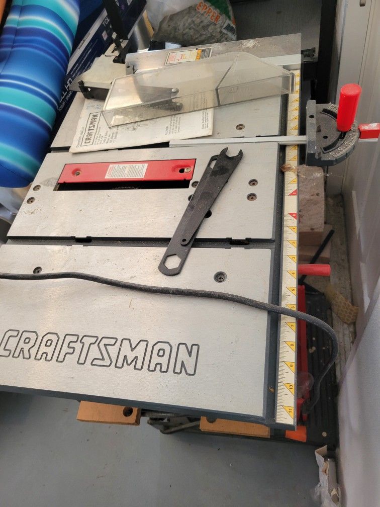 Craftsman Model 137.218100. 10"table Saw