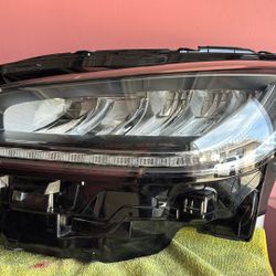 OEM 2020-2022 Lincoln Corsair LH Driver Side Headlight LJ7B-13E015-AS 