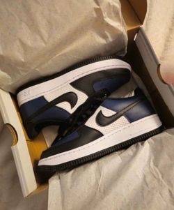 Nike Air Force 1 **Brand NEW IN BOX**