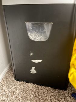Black Paper Shredder with Bin